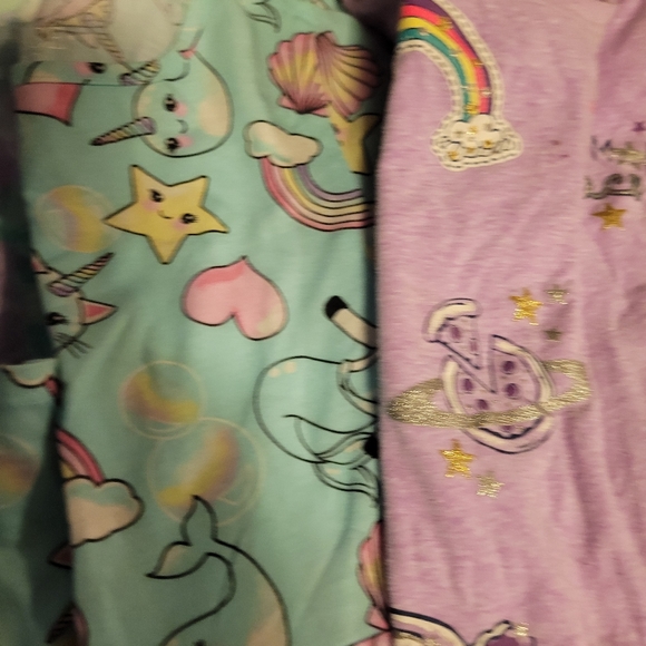 3 dresses, 4 tanks, 2 shirts, 2 tutus and tights. - Picture 4 of 10